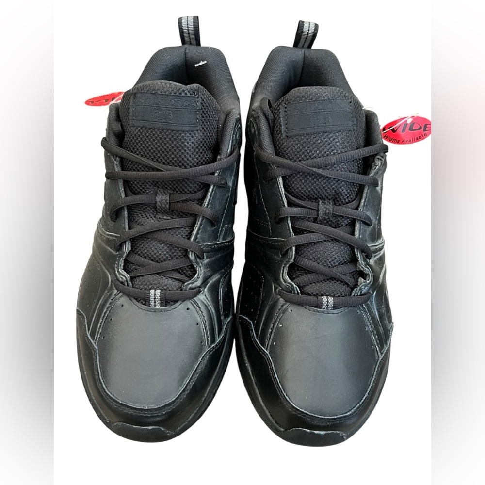 New Balance  623 Men's Black Athletic Shoes